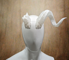 Load image into Gallery viewer, Lightweight Costume Karlach Inspired Tiefling Horns