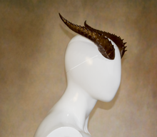 Load image into Gallery viewer, Lightweight Costume Spikey Boi Horns