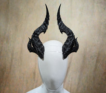 Load image into Gallery viewer, Lightweight Costume Cambion Inspired Tiefling Horns