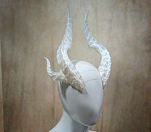 Load image into Gallery viewer, Lightweight Costume Cambion Inspired Tiefling Horns