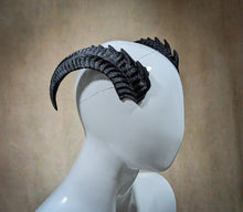 Load image into Gallery viewer, Lightweight Costume Spiked Ram Horns