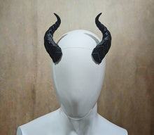Load image into Gallery viewer, Lightweight Costume Fantasy Dragon Horns