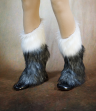 Load image into Gallery viewer, TABI with Faux Fur Boot Covers