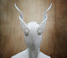 Load image into Gallery viewer, Lightweight Costume Spiral Tav Tiefling Horns
