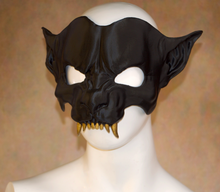 Load image into Gallery viewer, Lightweight METALLIC FANG Werewolf Cryptid Half Mask