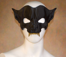 Load image into Gallery viewer, Lightweight METALLIC FANG Werewolf Cryptid Half Mask