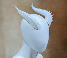 Load image into Gallery viewer, Lightweight Costume Spikey Boi Horns