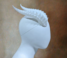Load image into Gallery viewer, Lightweight Costume Spikey Boi Horns