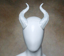 Load image into Gallery viewer, Lightweight Costume Fantasy Dragon Horns