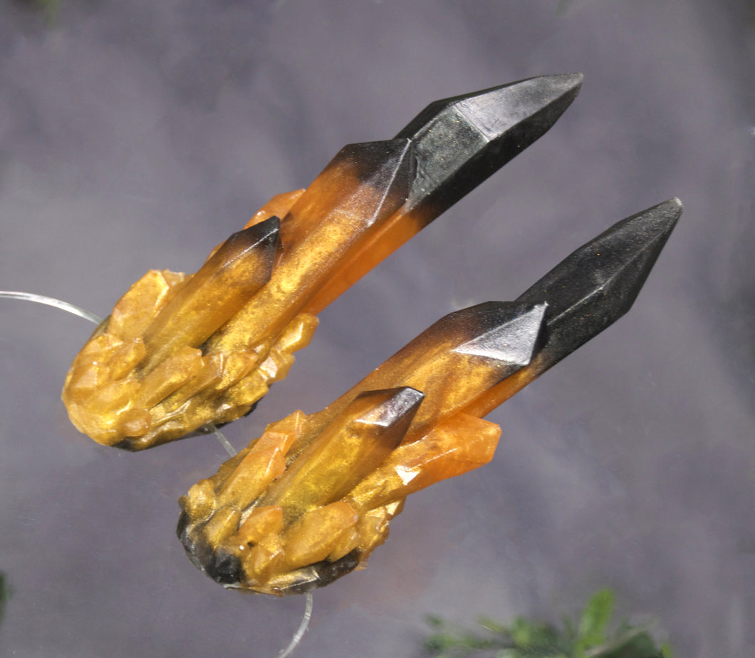 Smoldering Crystal Horns