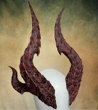Load image into Gallery viewer, Lightweight Costume Cambion Inspired Tiefling Horns
