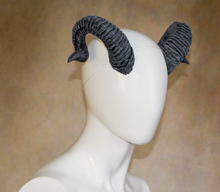 Load image into Gallery viewer, Lightweight Costume Ram Tav Tiefling Horns
