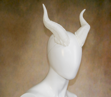 Load image into Gallery viewer, Lightweight Costume Rolan Inspired Tiefling Horns

