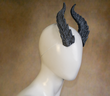 Load image into Gallery viewer, Lightweight Costume Natural Dragon Horns
