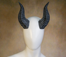 Load image into Gallery viewer, Lightweight Costume Rolan Inspired Tiefling Horns
