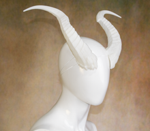 Load image into Gallery viewer, Lightweight Costume Alfira Inspired Tiefling Horns
