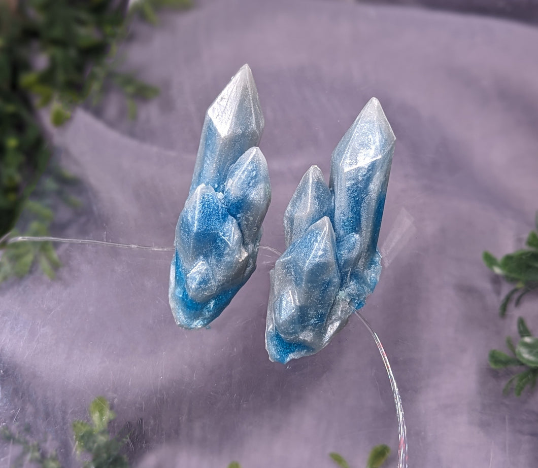 Luminescent Blue Agate Small Crystal Horns