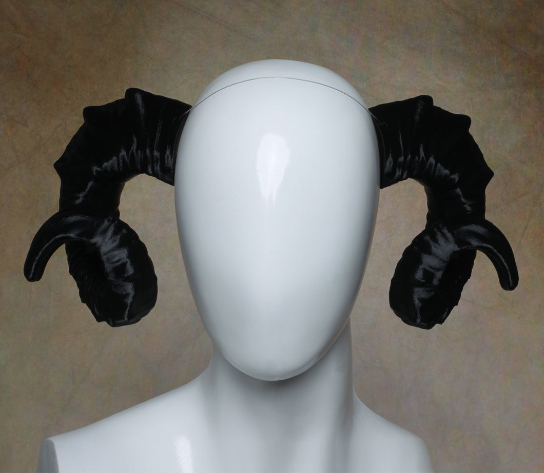 Lightweight Costume Large Ram Horns